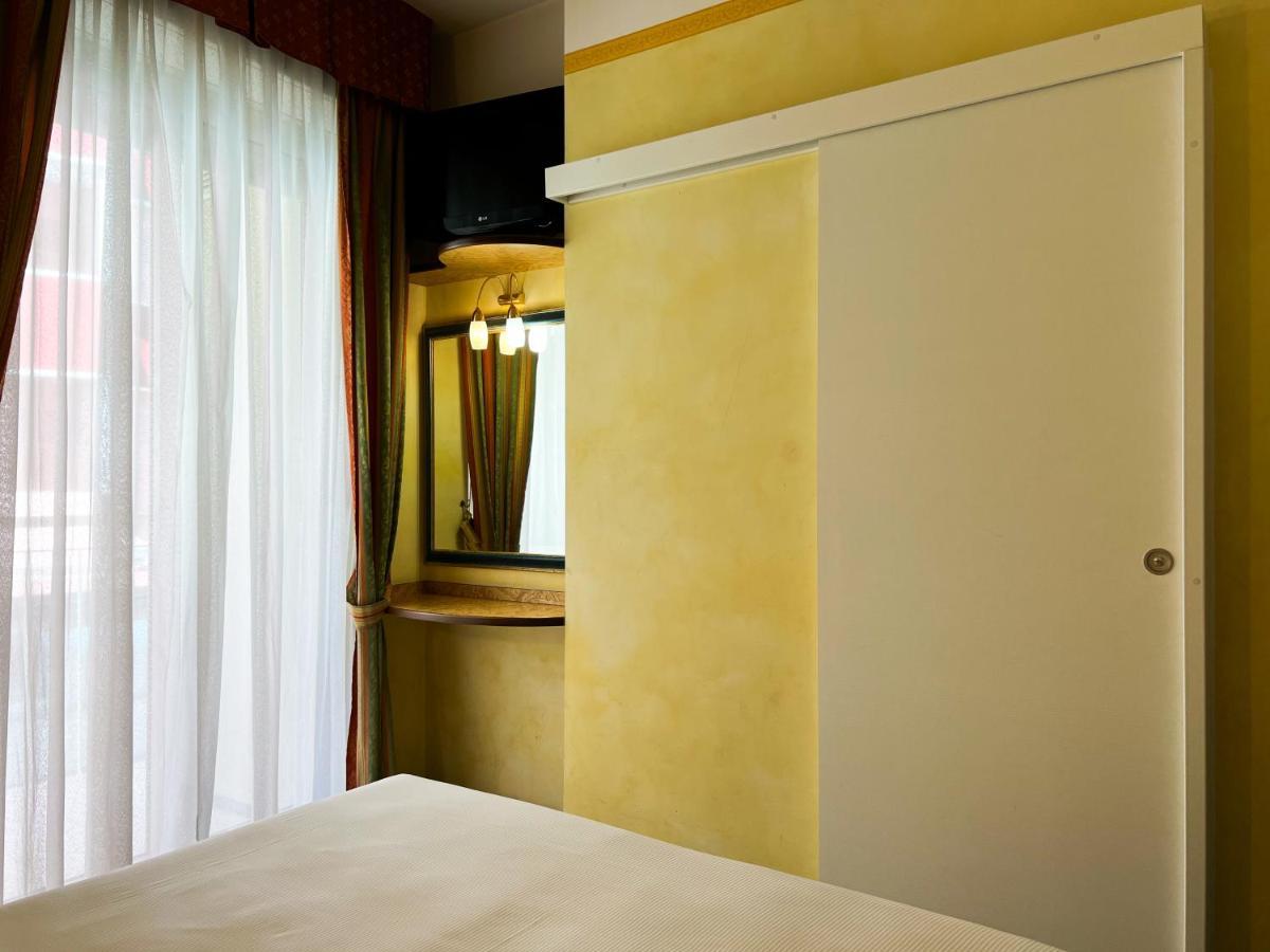 Hotel Soleblu Rimini Exteriér fotografie